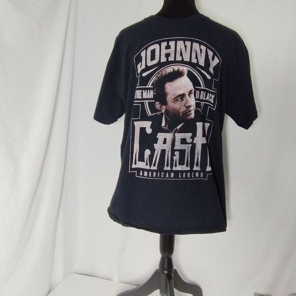 Johnny Cash the Man in Black American Legend Graphic T-Shirt Country Music Fan - Picture 3 of 11